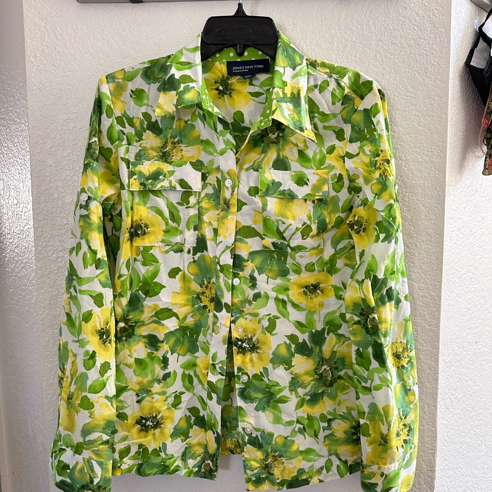 Jones New York blouse, women’s, small